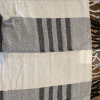 Plaid i Sort & Hvidt Stribet Mønster - Image 3